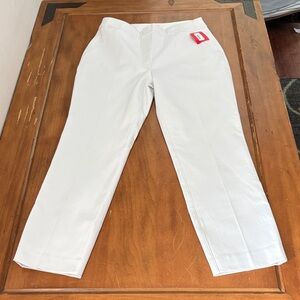 SPANX NWT White Chinos Size Medium